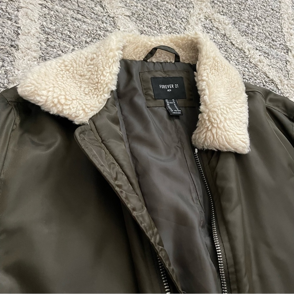 Forever 21 Mens Bomber Jacket with Fur Size US Medium - Picture 2 of 4